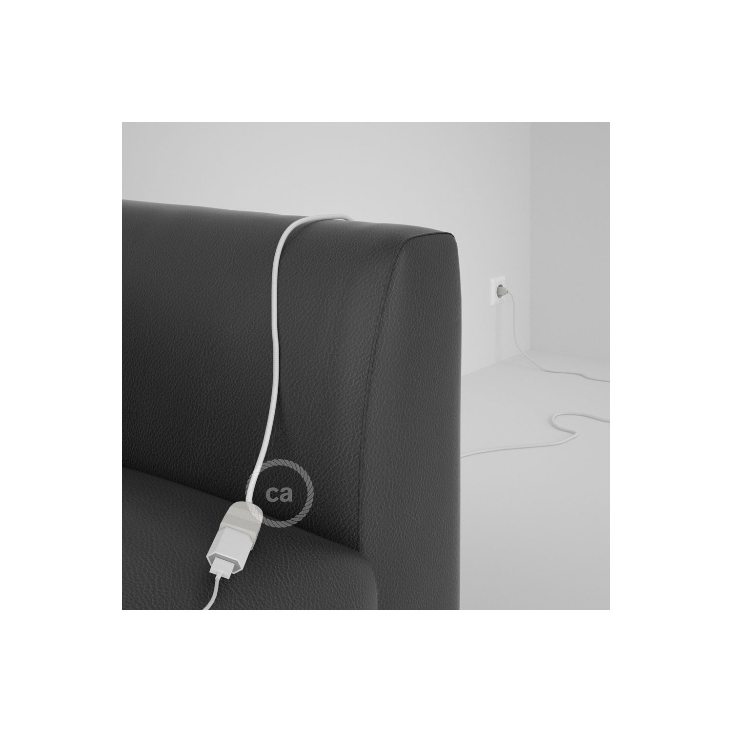 Alargador eléctrico con cable textil RM01 Efecto Seda Blanco 2P 10A Made in Italy.
