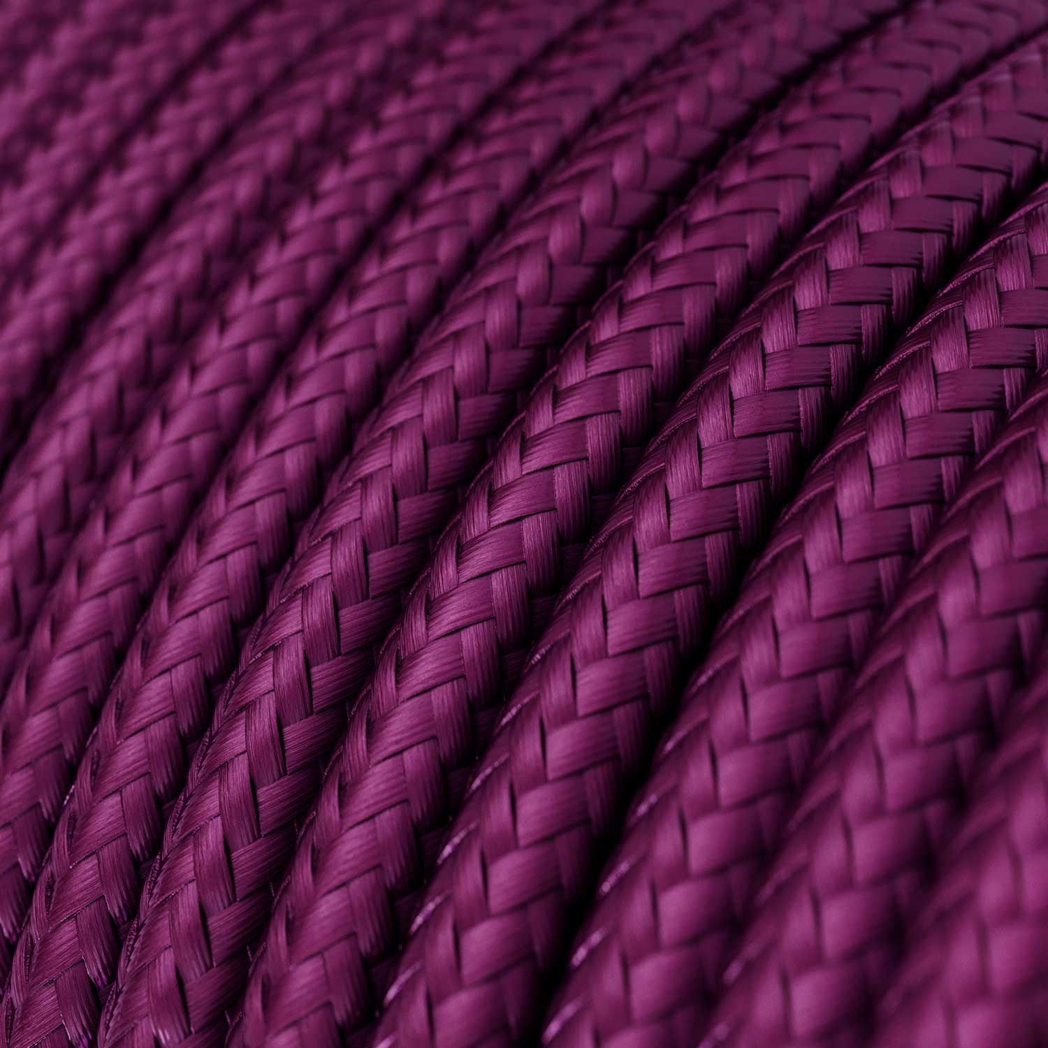 Cable Eléctrico Redondo recubierto en tejido de Rayón Color Sólido Ultravioleta RM35