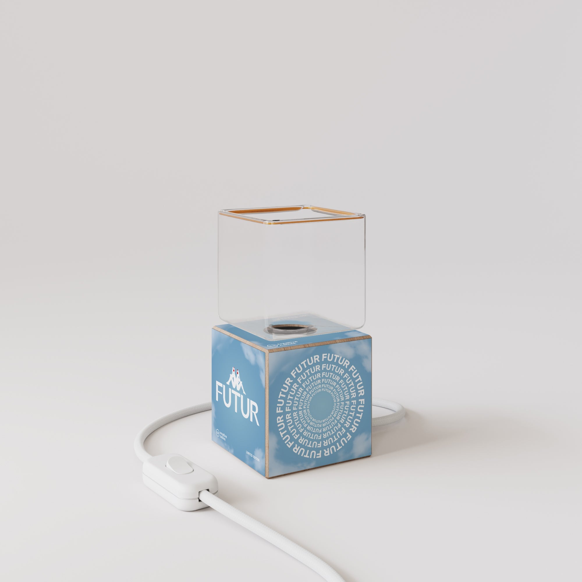 Cubetto table lamp with US plug, "Futur" Ghost bulb - Futur Festival
